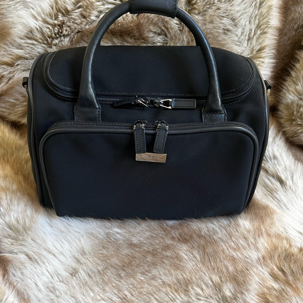 💄 Gucci Black Nylon Toiletry / Travel Bag - Picture 2 of 9